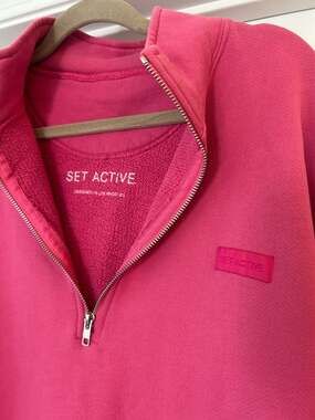 SET ACTIVE Women's Half-Zip Pullover Sweatshirt in Fuchsia Pink Oversized Medium